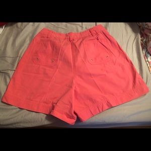 Ladies shorts, casual, slant pockets